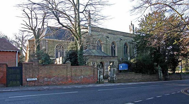 File:St Paul's Church, Winchmore Hill, London N21 - geograph.org.uk - 1103723.jpg