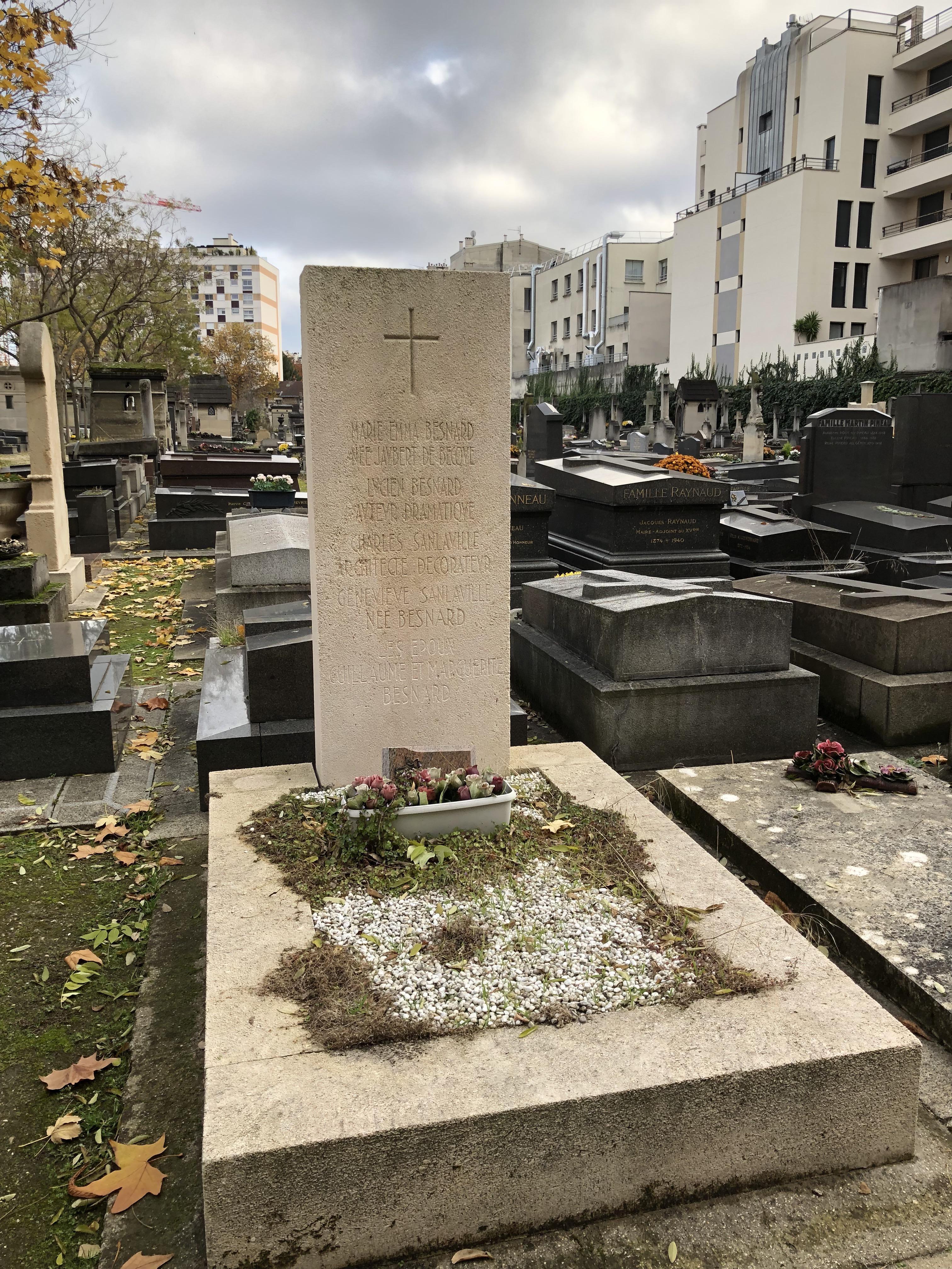 Grave of Lucien Besnard at cimetière de Vaugirard, Paris.