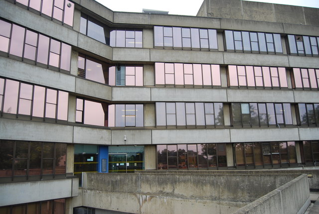 File:UEA - the teaching wall, Environmental Sciences - geograph.org.uk - 3802172.jpg