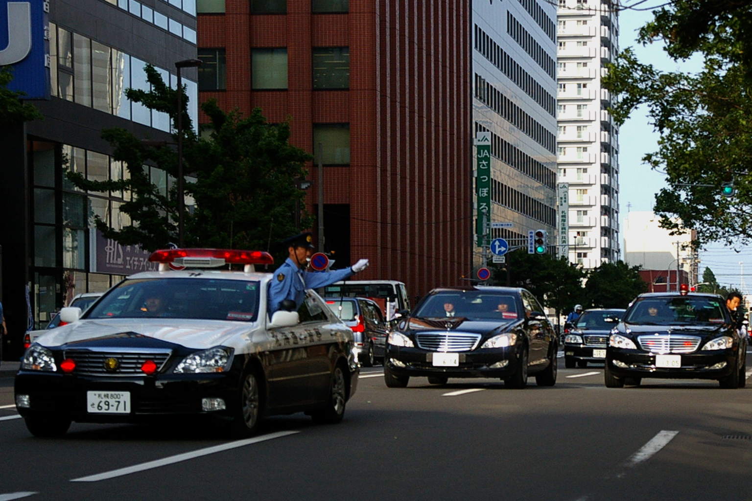 季節のおすすめ商品 要人警護業務: ボディーガード 身辺警護 要人警護 の世界