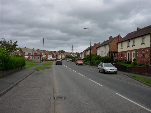 File:Wensleydale Avenue, Penshaw - geograph.org.uk - 175935.jpg