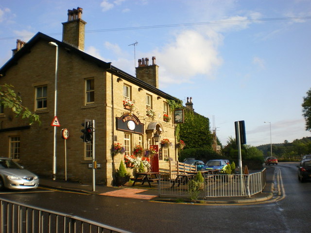 File:White Swan, Penistone Road - geograph.org.uk - 1465826.jpg