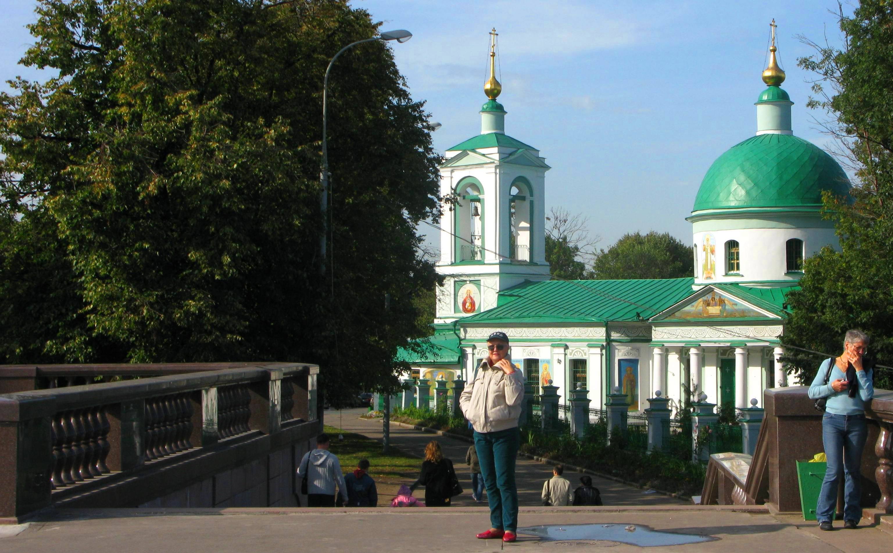 Церковь Святой Троицы на Воробьевых горах. Соколикино гора Москва. Варгунихина гора в Москве.