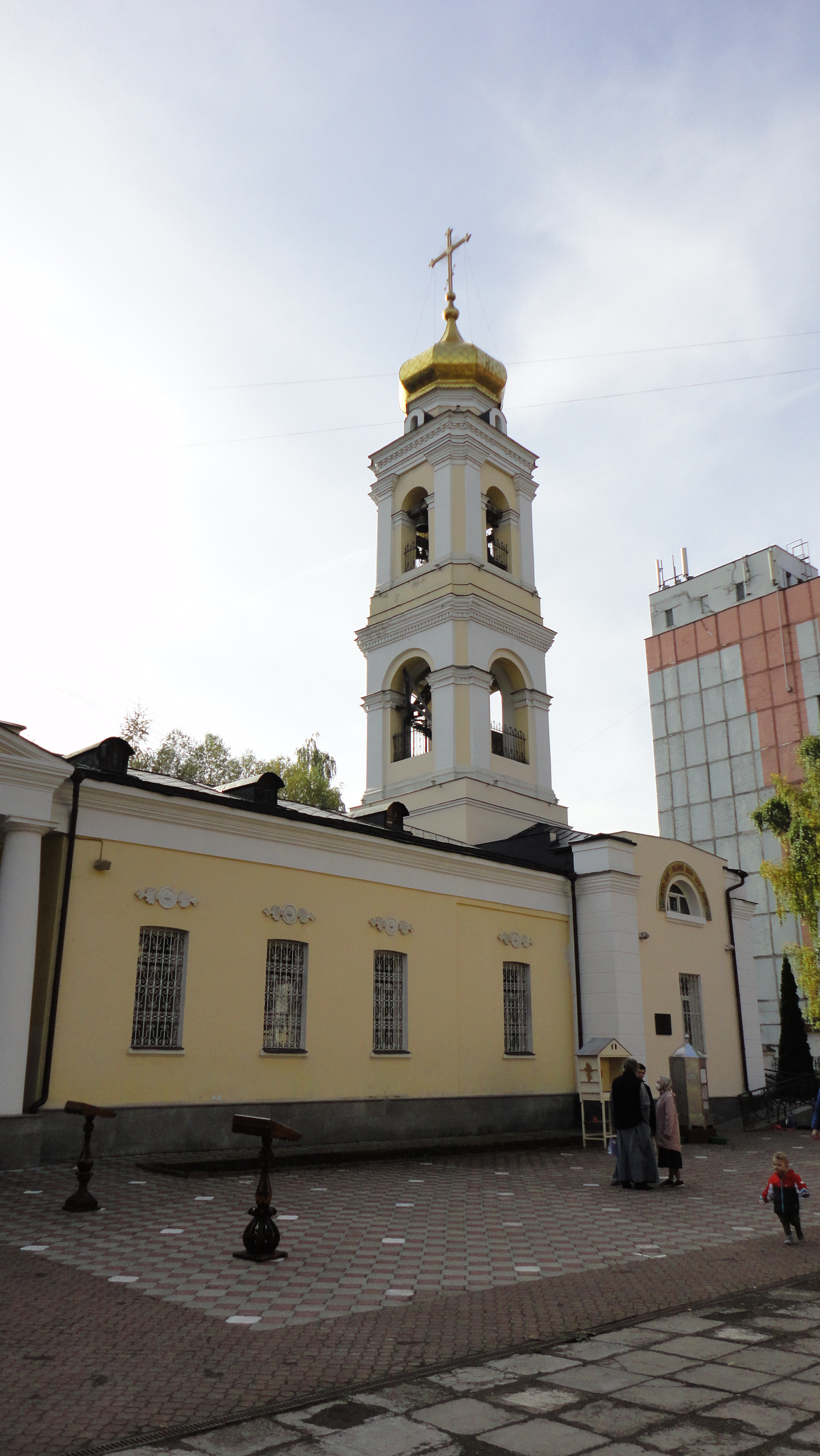 Храмы в гольянове. Храм Зосимы и Савватия в Гольяново. Храм преподобных Зосимы и Савватия в Гольянове. Храм Зосимы и Савватия в Гольяново расписание. Храм Зосимы и Савватия в Гольяново Димитрий Угличский.