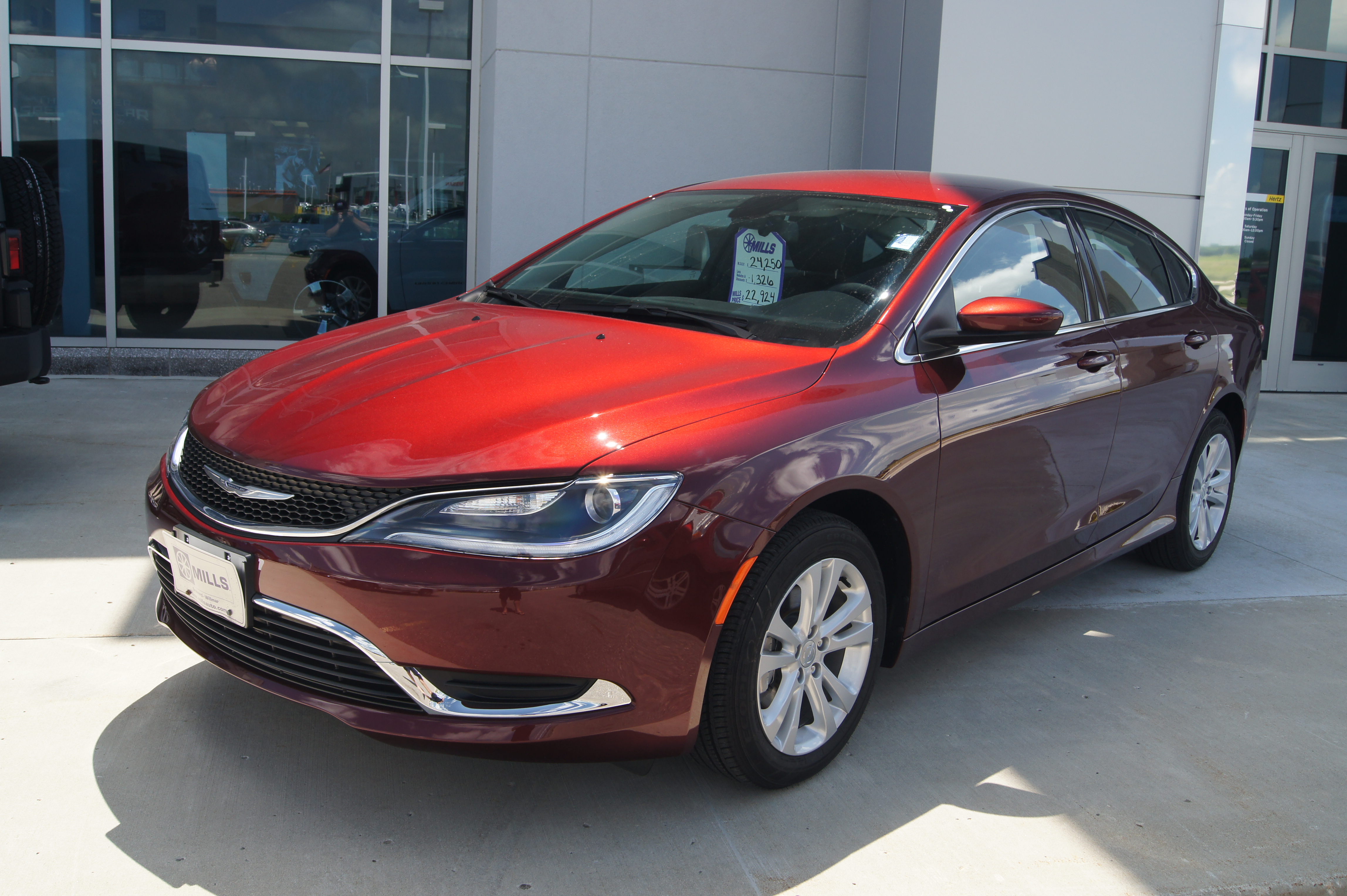 2022 chrysler 200 black