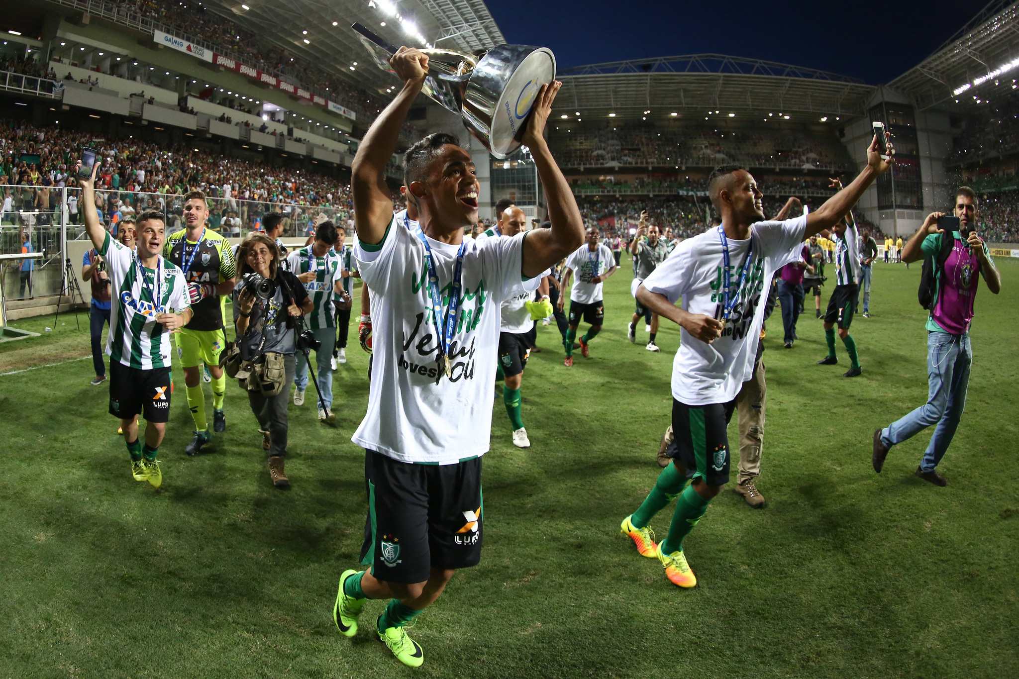 File:América campeón del Campeonato Brasileiro Série-B.jpg - Wikimedia  Commons