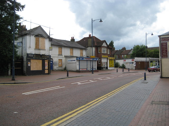 File:Apsley End, London Road - geograph.org.uk - 870929.jpg