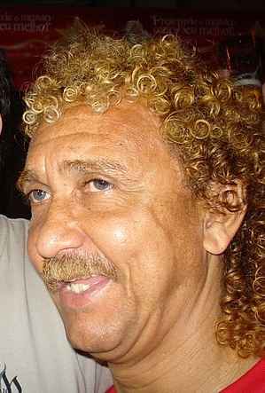 <span class="mw-page-title-main">Biro-Biro</span> Brazilian footballer (born 1955)