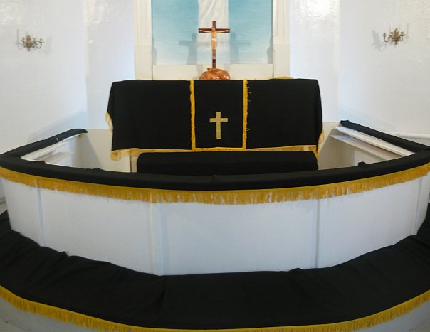 File:Black altar.jpg