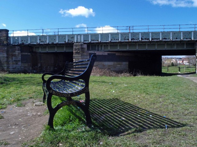 File:Commemorative bench 'Swinton Bridge 2002' - geograph.org.uk - 731961.jpg