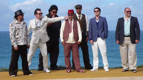 File:Fat Freddys Drop Group Photo.jpg