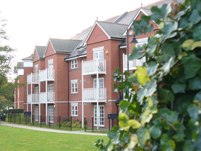 File:Flats Fronting Church Lane - geograph.org.uk - 1012877.jpg