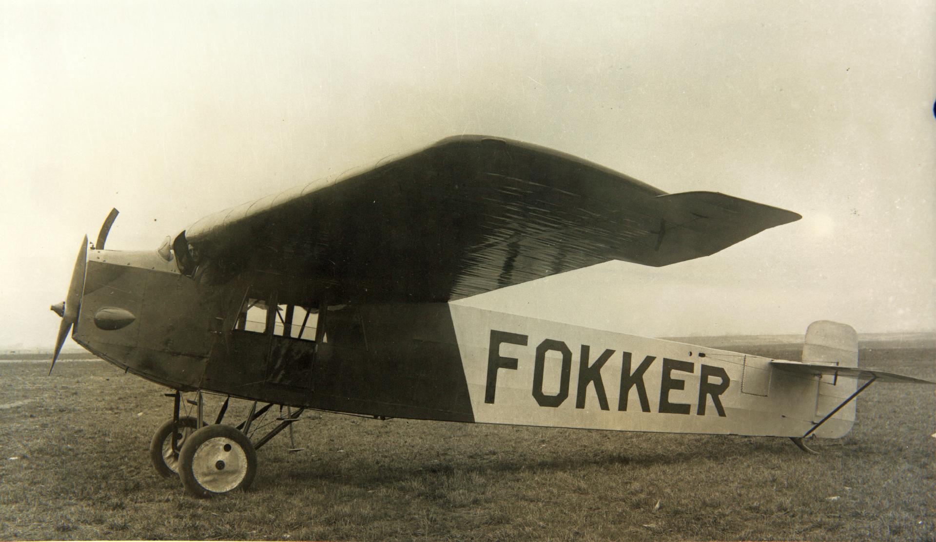 Vii iii. Фоккер ф3. Fokker f.III. «Фоккер f III самолеты. Пассажирский самолет Фоккер первый.