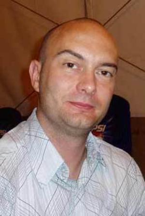 <span class="mw-page-title-main">Gary Frank (comics)</span> British comics artist