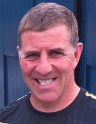 <span class="mw-page-title-main">Mark McGhee</span> Scottish footballer (born 1957)