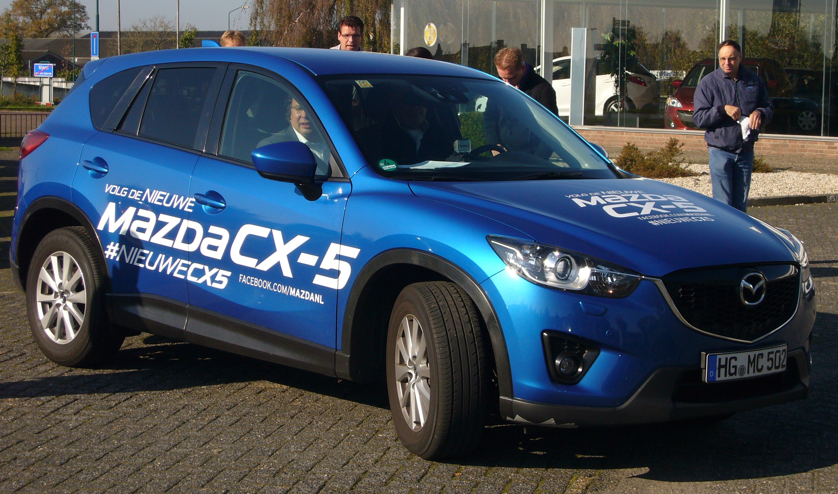 File:Mazda CX-5 (front quarter).jpg - Wikipedia