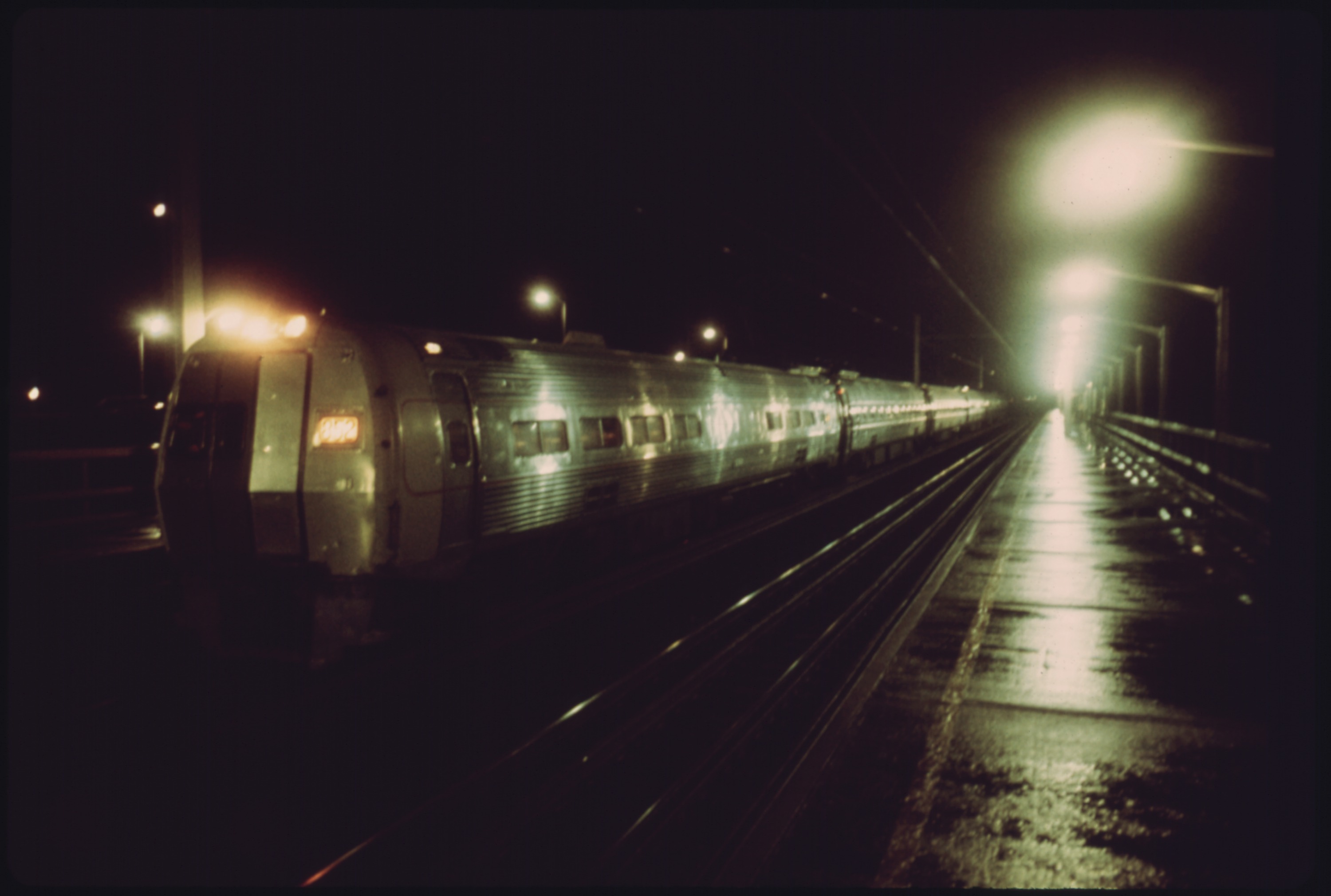 Поезд мух. The Midnight Train to Nowhere.