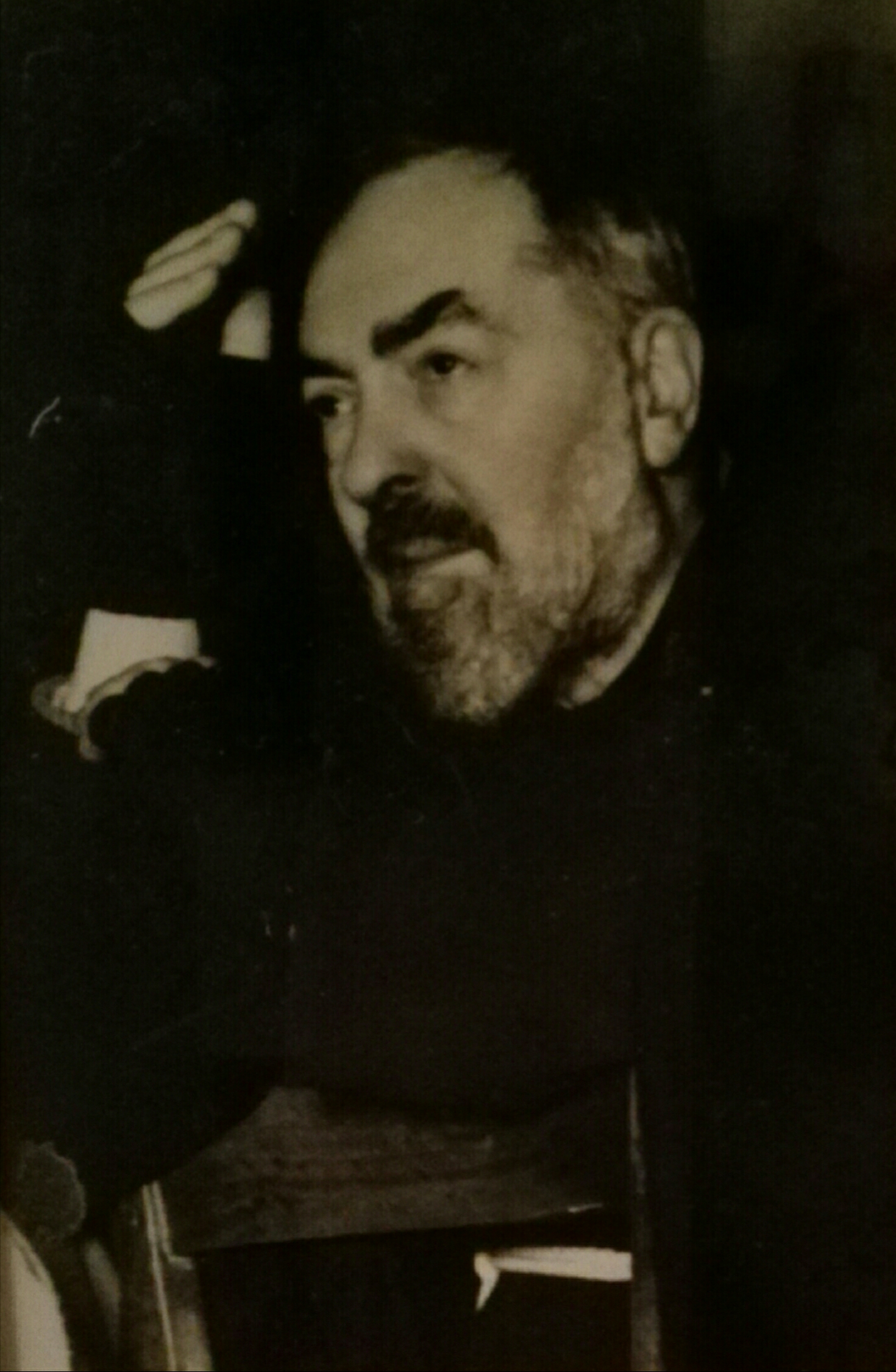 File:Padre Pio da  - Wikimedia Commons