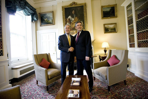 File:President George W. Bush and British Prime Minister Gordon Brown shake hands at a meeting.jpg