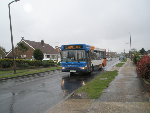 File:Pulse bus in Western Road - geograph.org.uk - 1838911.jpg