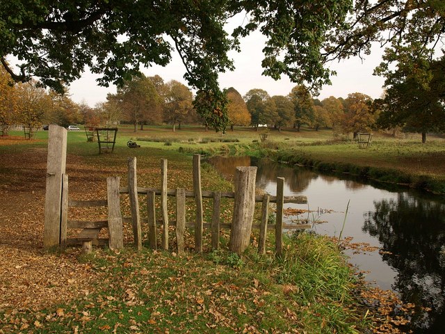 River Dene in Charlecote Park - geograph.org.uk - 1567599