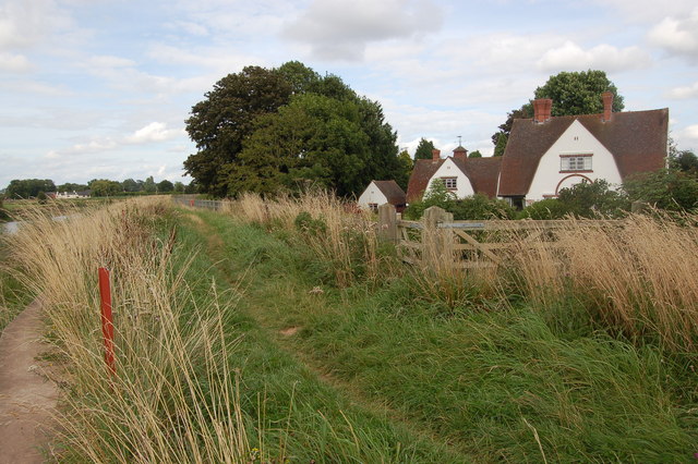 File:Riverside footpath on the Wye near Hampton Bishop - geograph.org.uk - 1456126.jpg