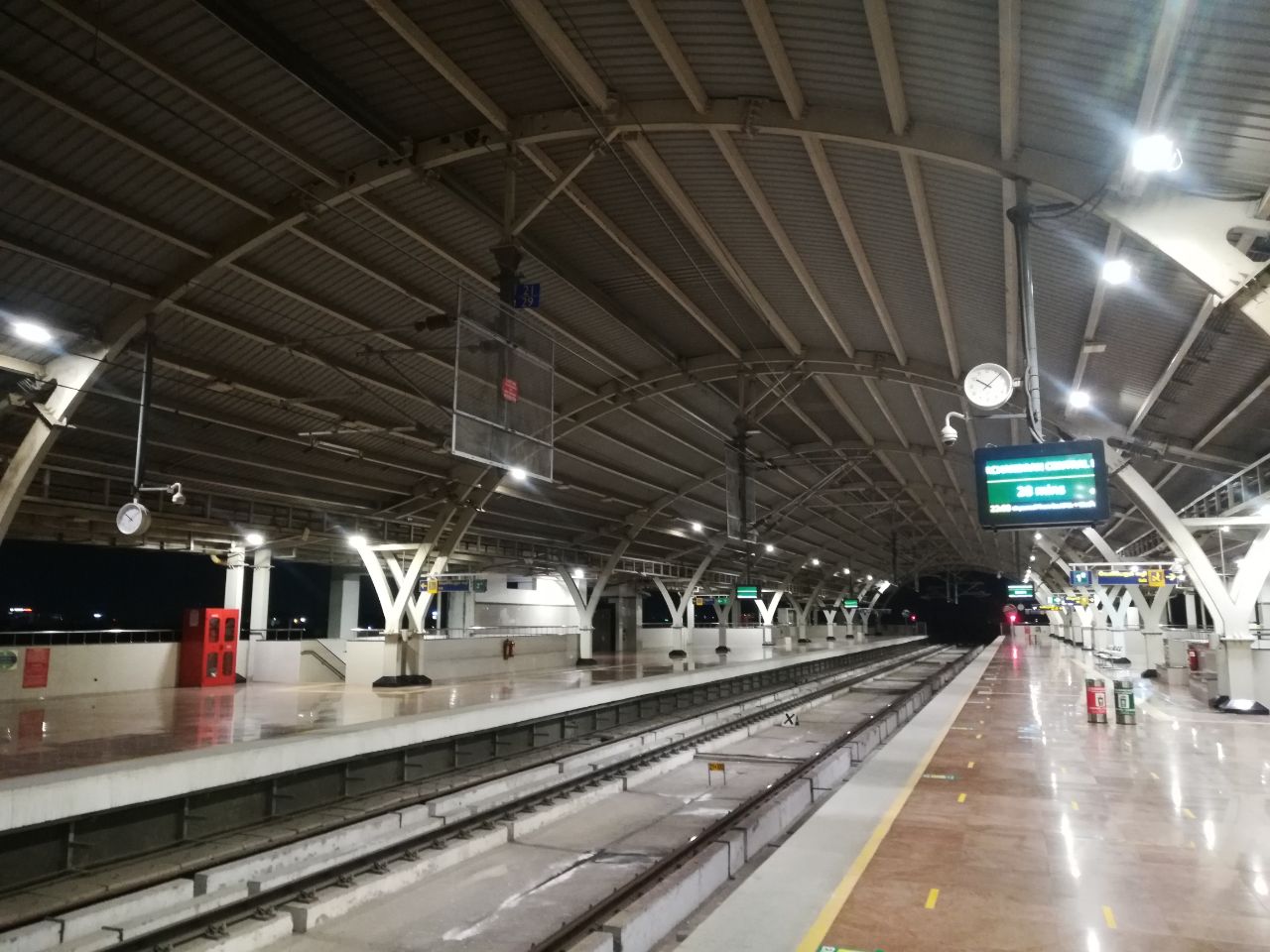 St. Thomas Mount railway station - Wikipedia