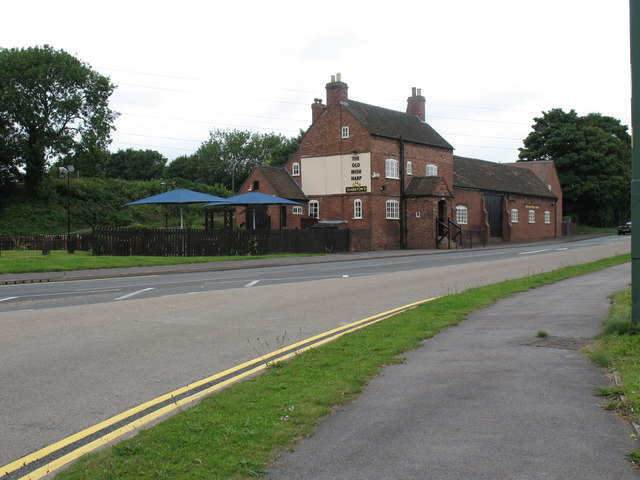 File:The Old Irish Harp - geograph.org.uk - 911546.jpg