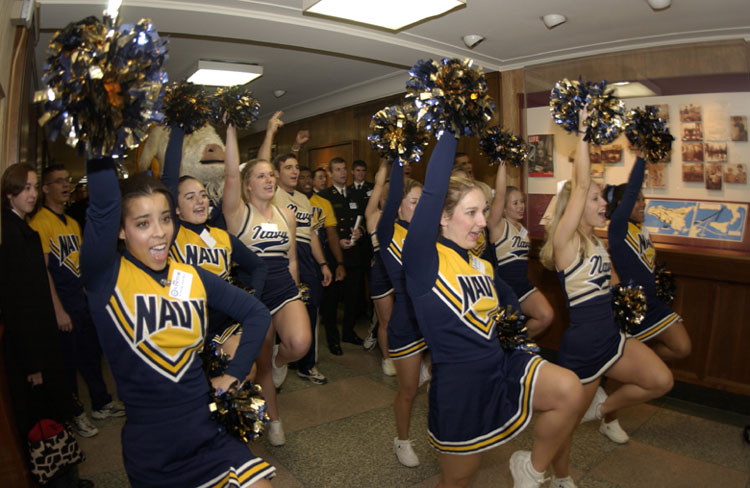 File:USNA cheerleaders2.jpg