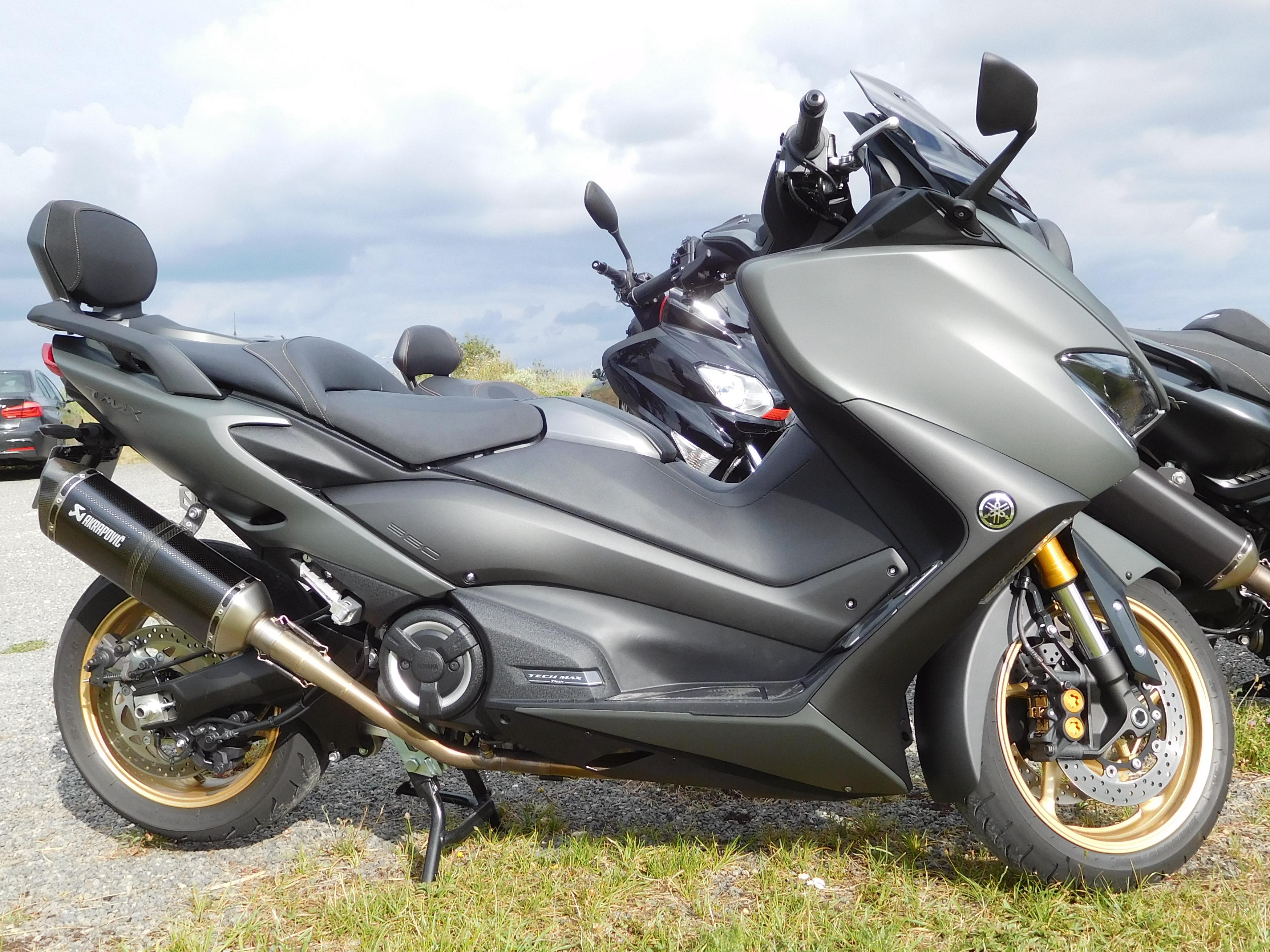 Yamaha TMAX - Wikipedia