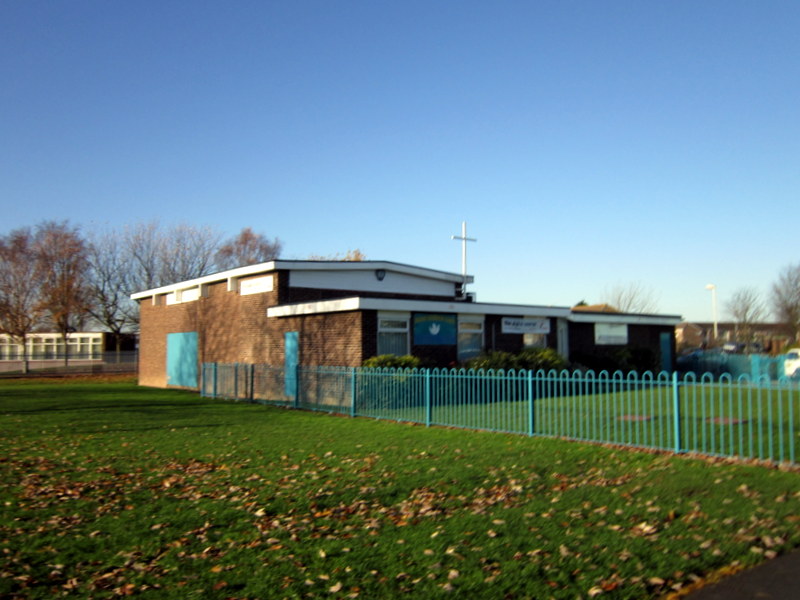 File:Bodmin Road Church, Bransholme - geograph.org.uk - 3237515.jpg