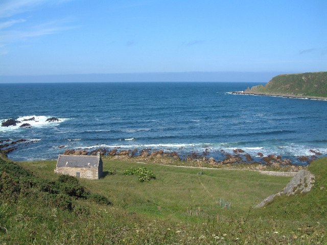 Bothy near Logie Head - geograph.org.uk - 25137