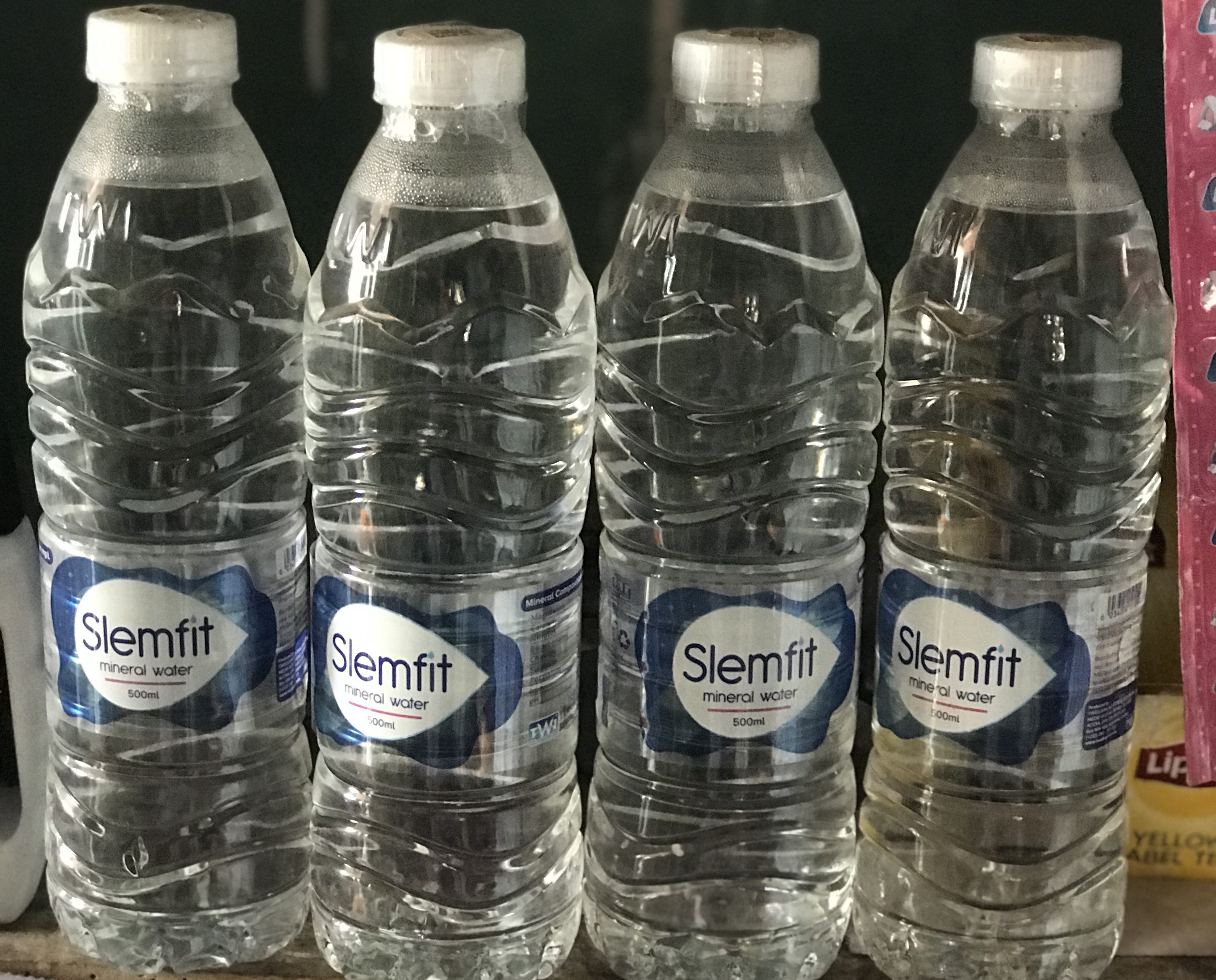 Bottled water - Wikipedia