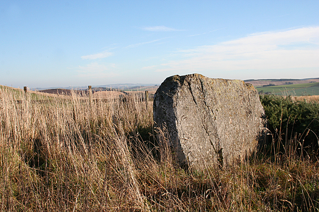 File:Braehead Recumbent Stone Circle (1) (geograph 4729412).jpg