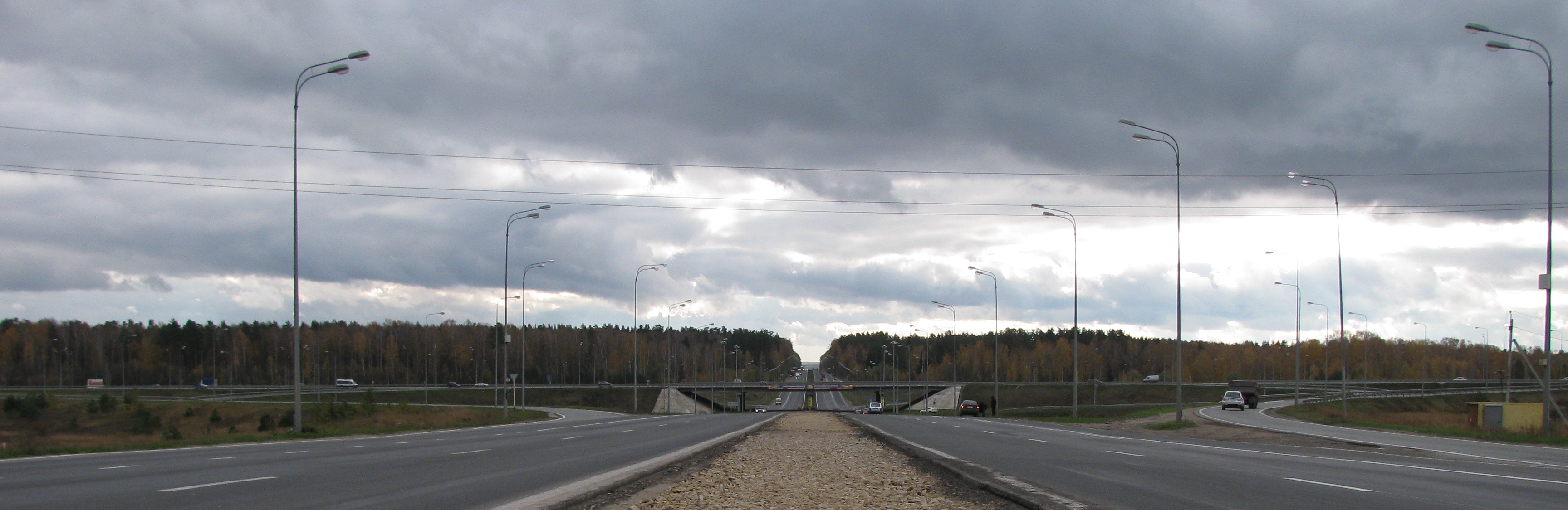 Car overpass east of Kazan.jpg