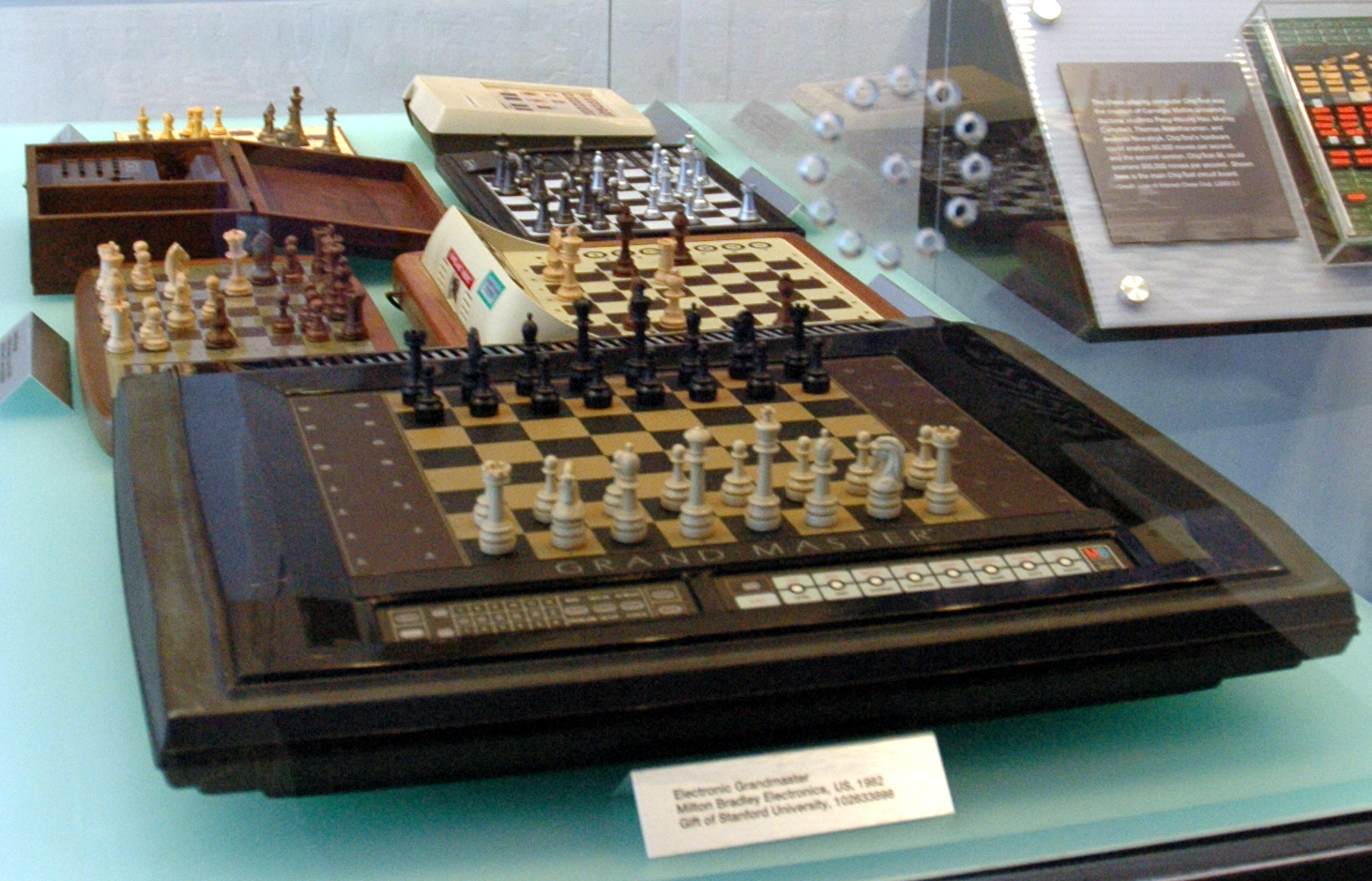 The 5 Best Computer Chess Engines 