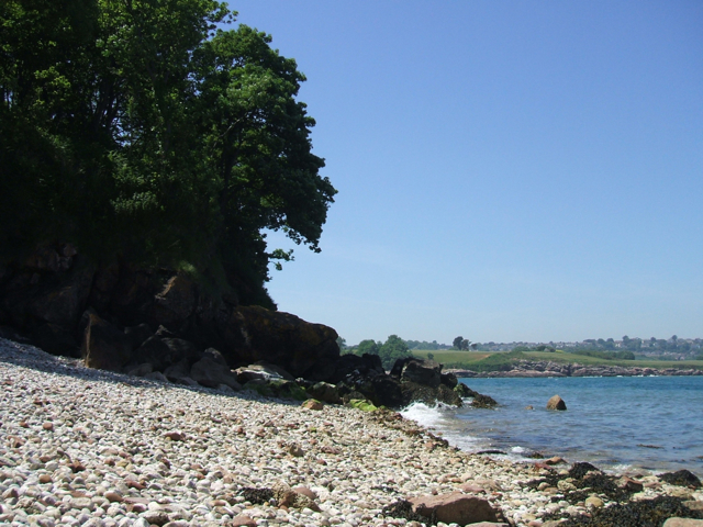 Cove east of Elberry - geograph.org.uk - 1437787
