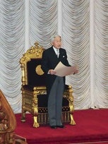 Emperor Akihito convoking the National Diet (2011) Emperor Akihito 201101.jpg