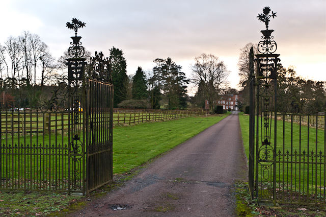 File:Gates to Henley Hall, Henley, Shropshire-geograph-3291108.jpg