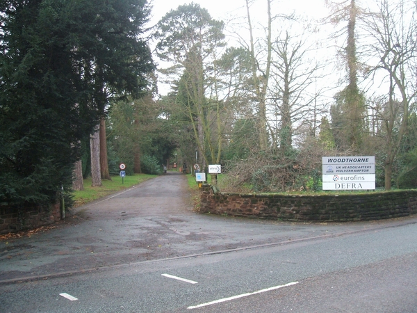 File:Government Offices - Woodthorne - geograph.org.uk - 301562.jpg