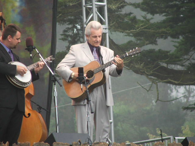 File:HSB 2005 - Del McCoury.jpg