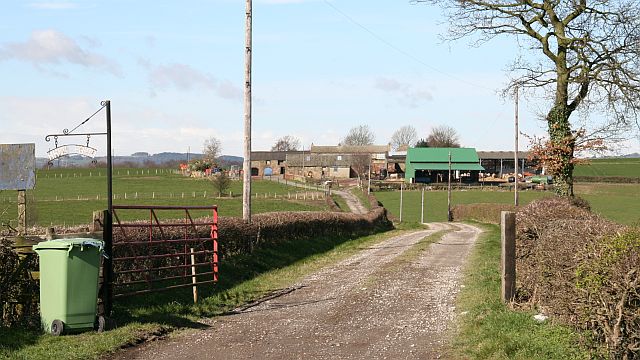 File:Hagg Farm - geograph.org.uk - 370773.jpg