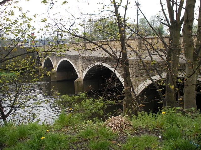 File:Horbury Bridge over the River Calder - geograph.org.uk - 789103.jpg