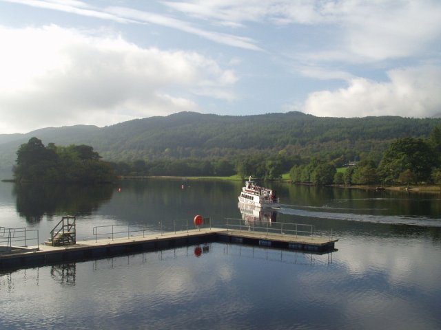 File:Leaving Inveruglas pier. - geograph.org.uk - 804201.jpg