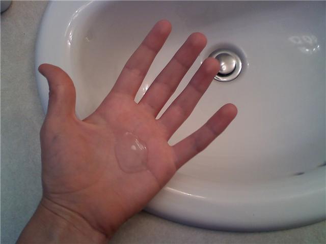 File:Liquid antibacterial soap.jpg