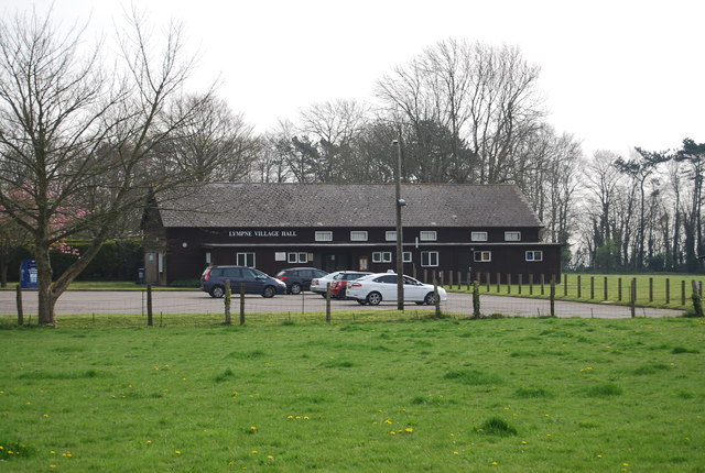 File:Lympne Village Hall - geograph.org.uk - 4055978.jpg