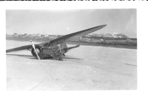 File:Mail Plane On River Ice (5908844128).jpg