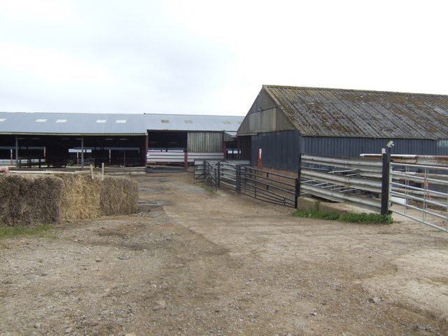 File:Middle Moor Farm - geograph.org.uk - 500390.jpg