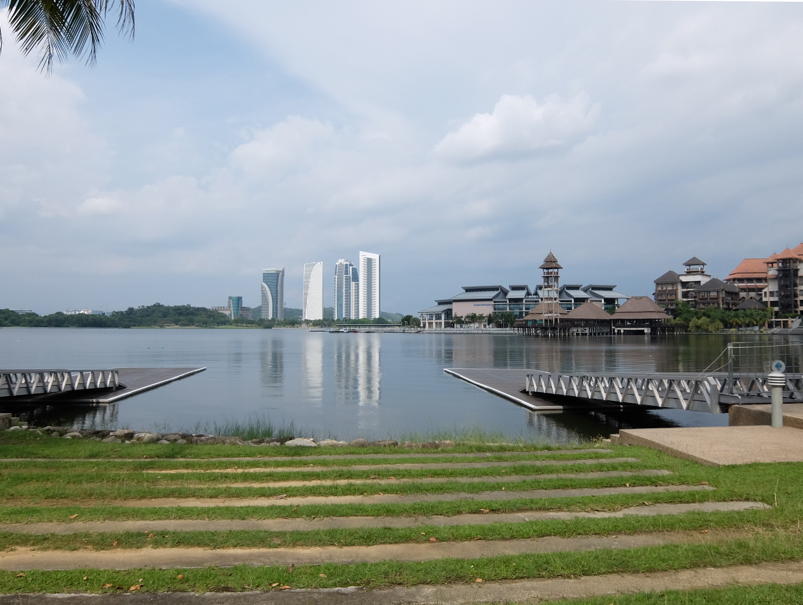 Putrajaya lake