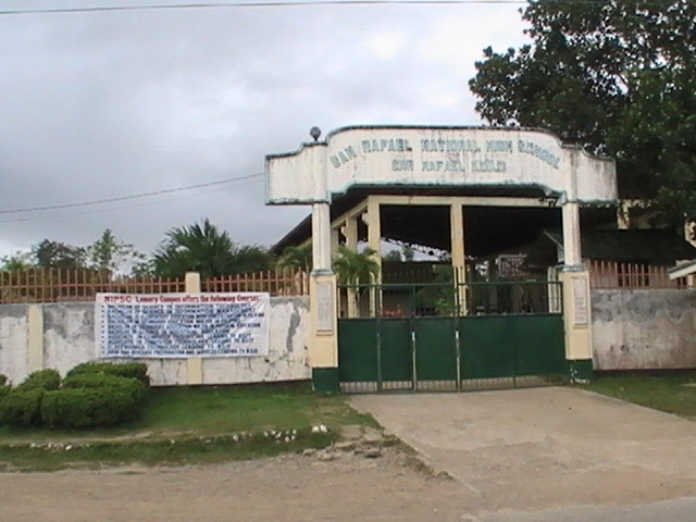 File:San Rafael National High School.jpg